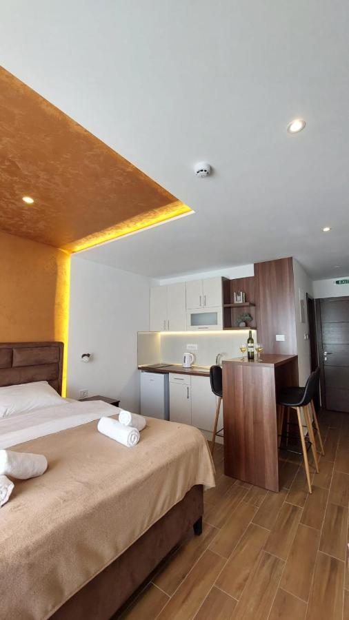 Enigma Apartment *
